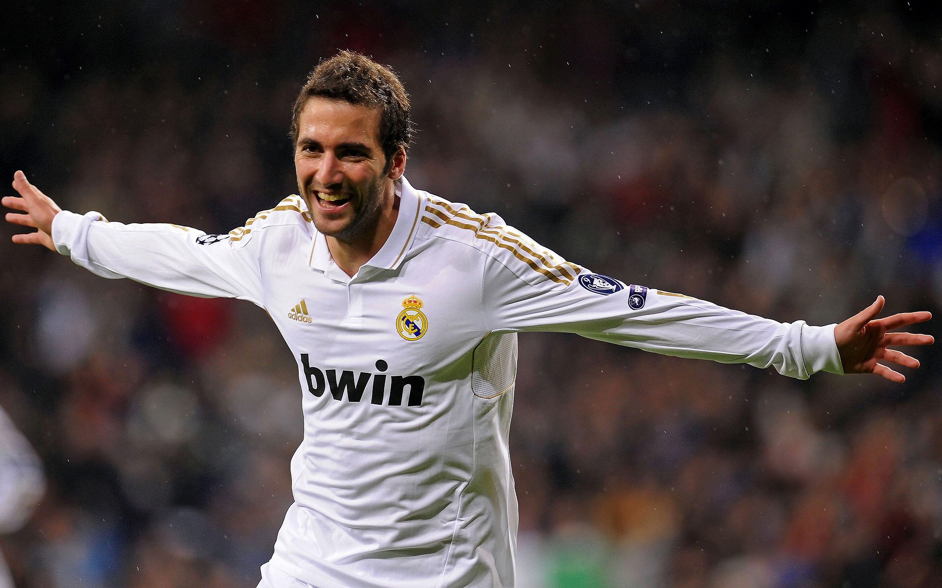 西甲绝美进球：足球的艺术美学展现，足球明星西甲